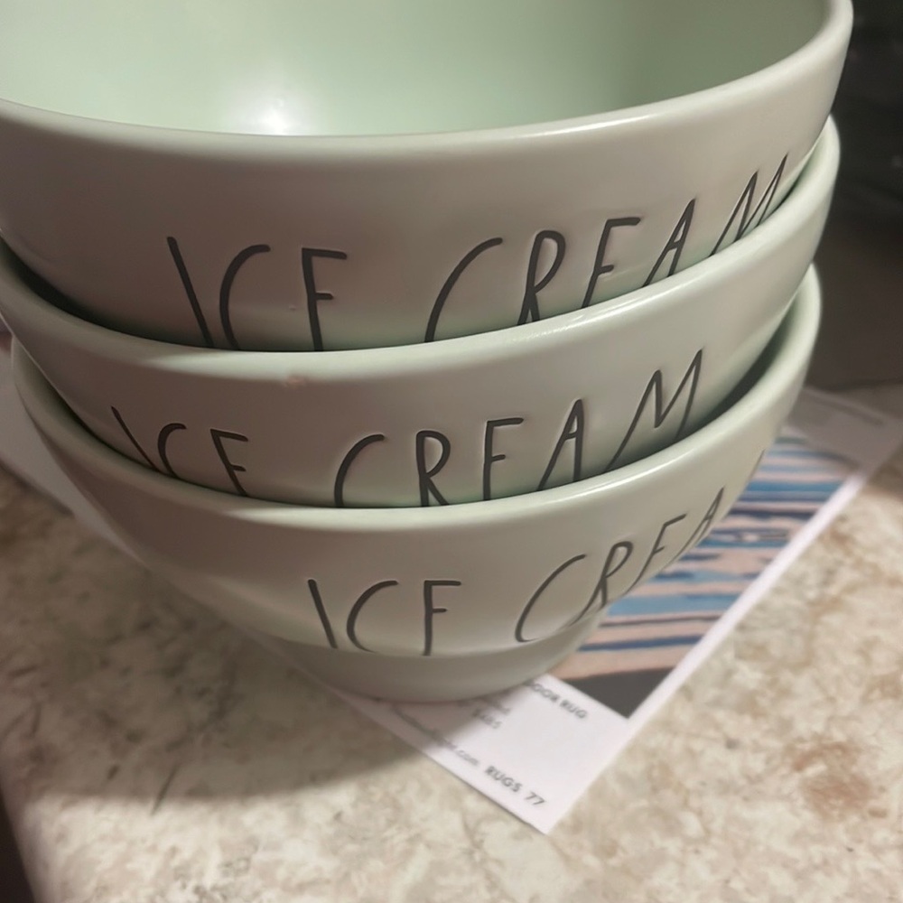 Magenta Mint Ice Cream Bowls